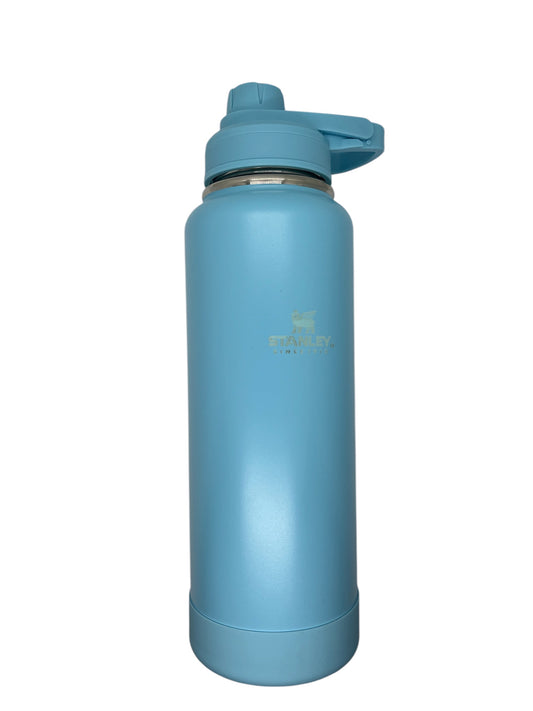 Garrafa Térmica Stanley com Alça de Transporte 1200ml